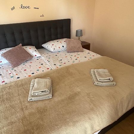 Apartman Luka Krnica Exterior foto