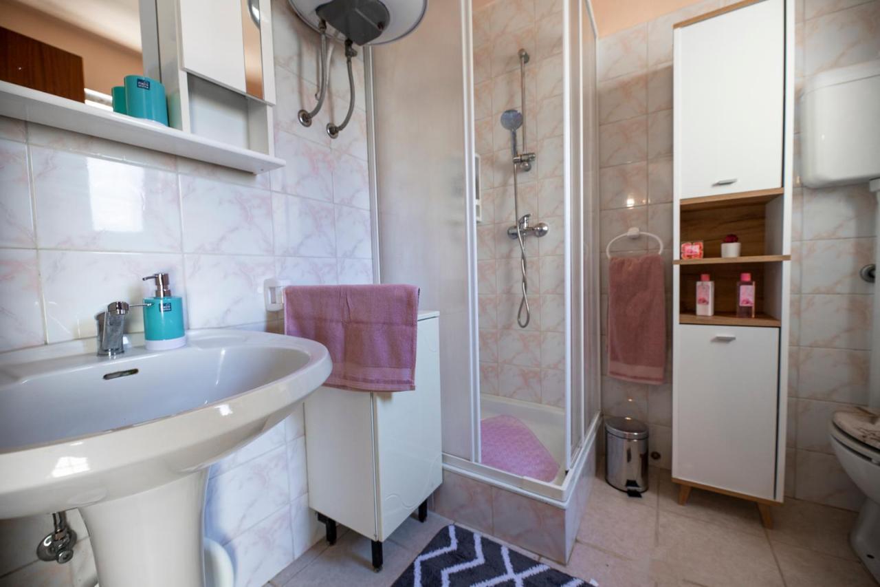 Apartman Luka Krnica Exterior foto