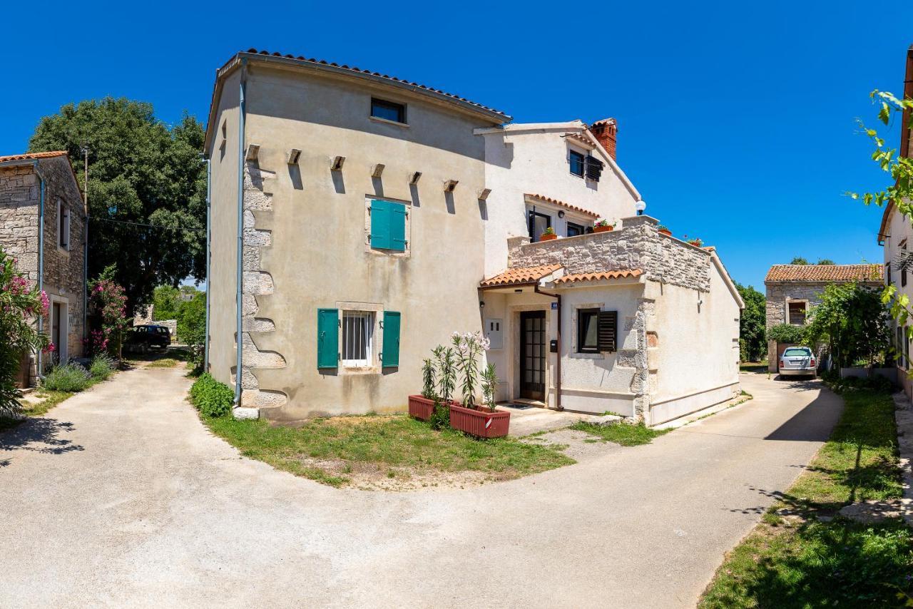 Apartman Luka Krnica Exterior foto