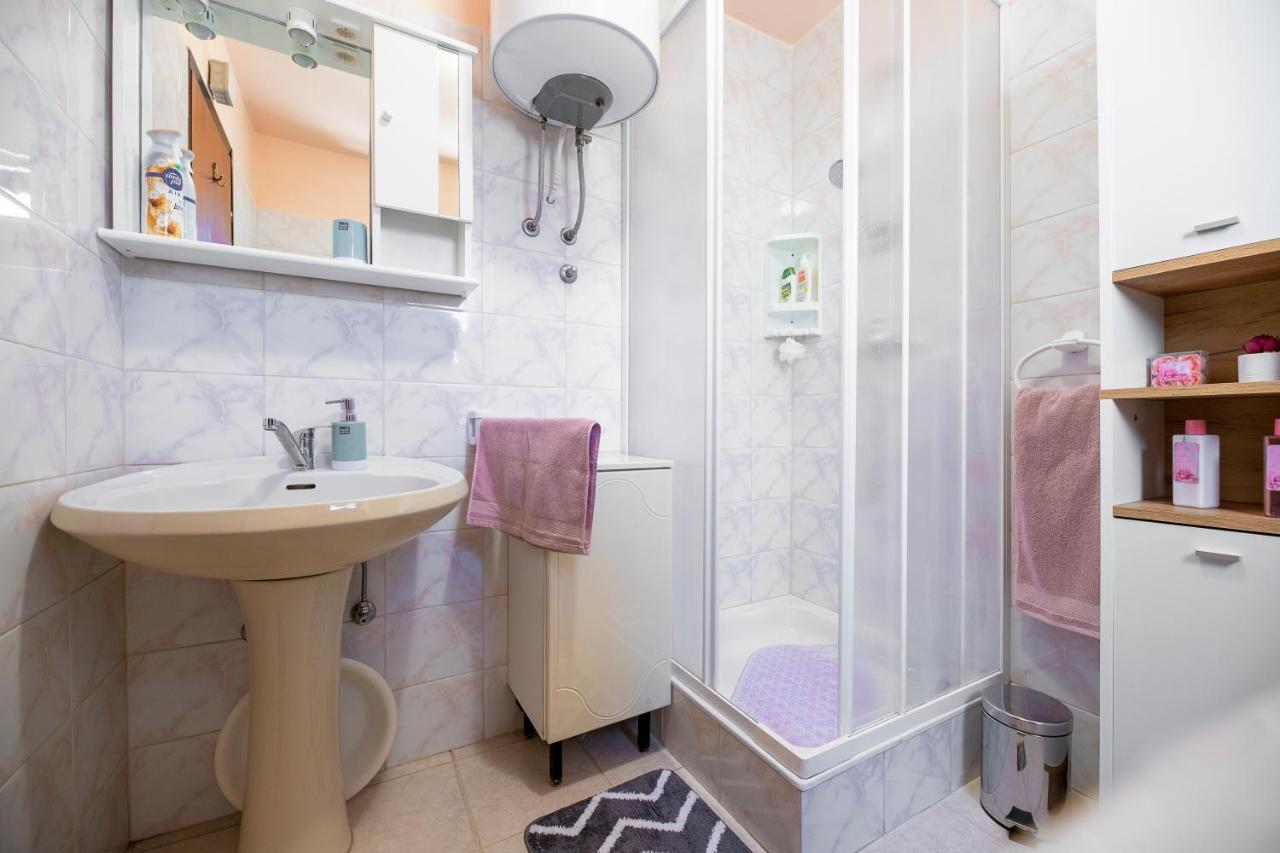 Apartman Luka Krnica Exterior foto
