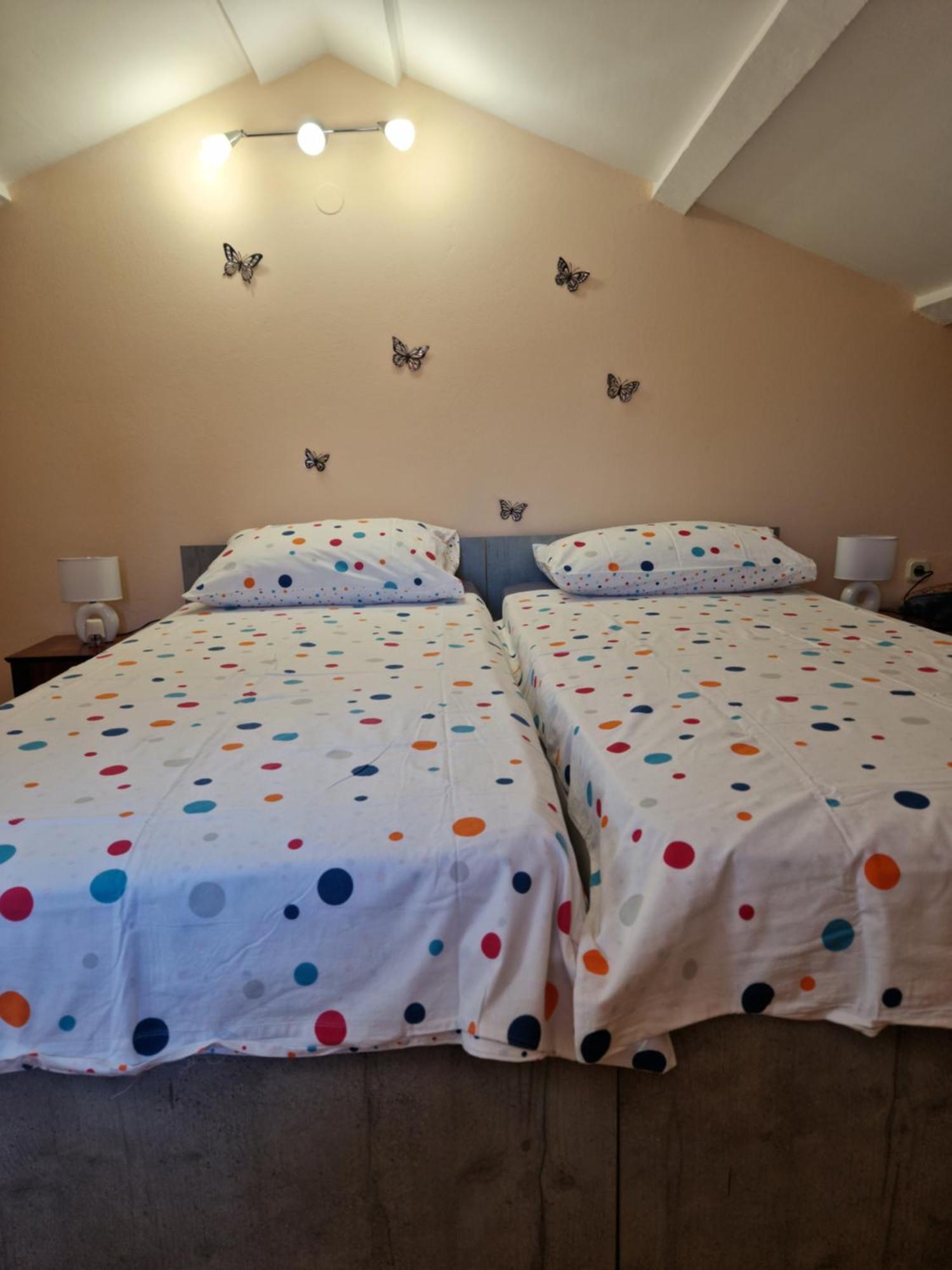 Apartman Luka Krnica Exterior foto