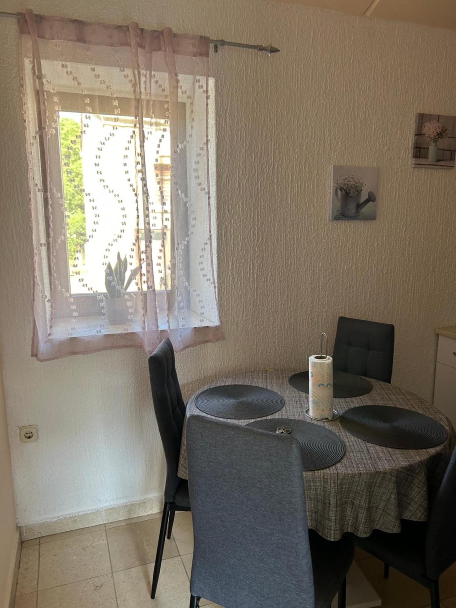 Apartman Luka Krnica Exterior foto