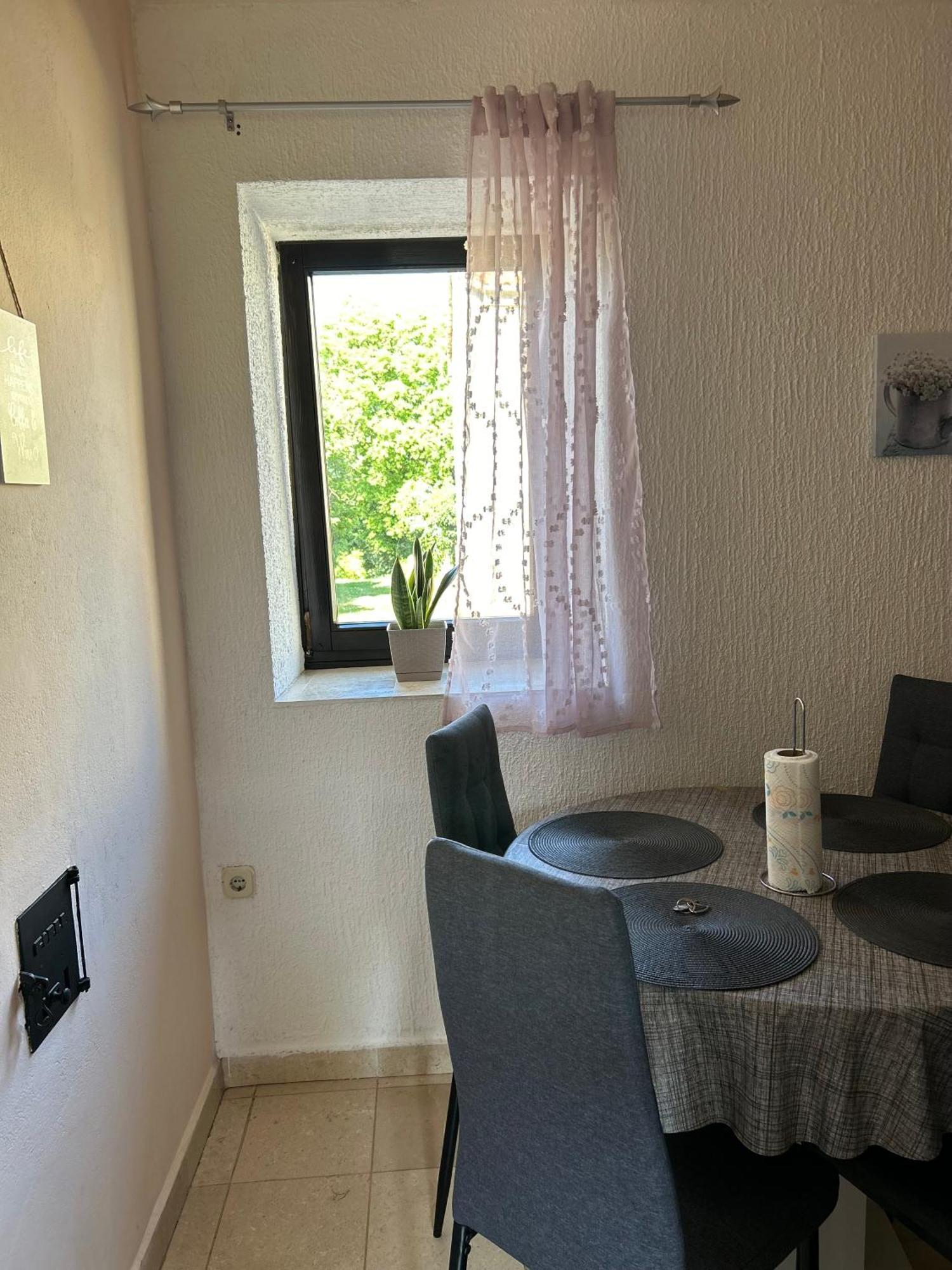 Apartman Luka Krnica Exterior foto