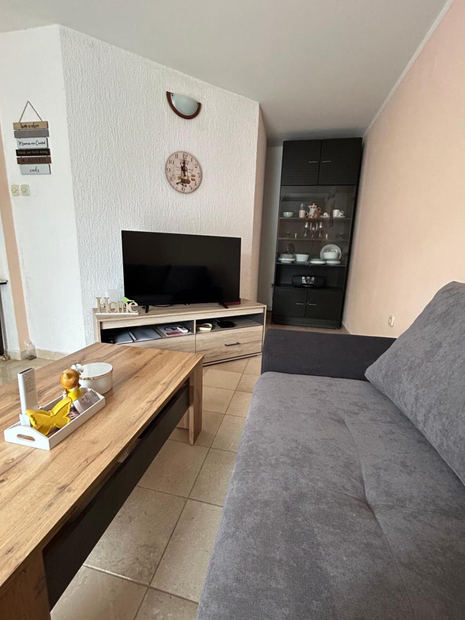 Apartman Luka Krnica Exterior foto